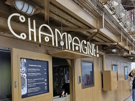 Champagnerbar