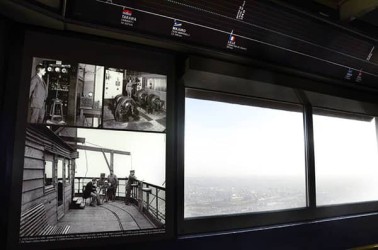 Orientierungstafeln auf der Spitze